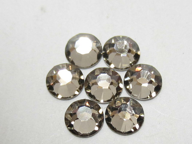 72 pcs. 20ss CRYSTAL VELVET (maxima) FLATBACK PRECIOSA Rhinestones